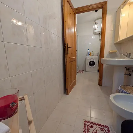 بيت للعطل Sa Domu De Is Istellas